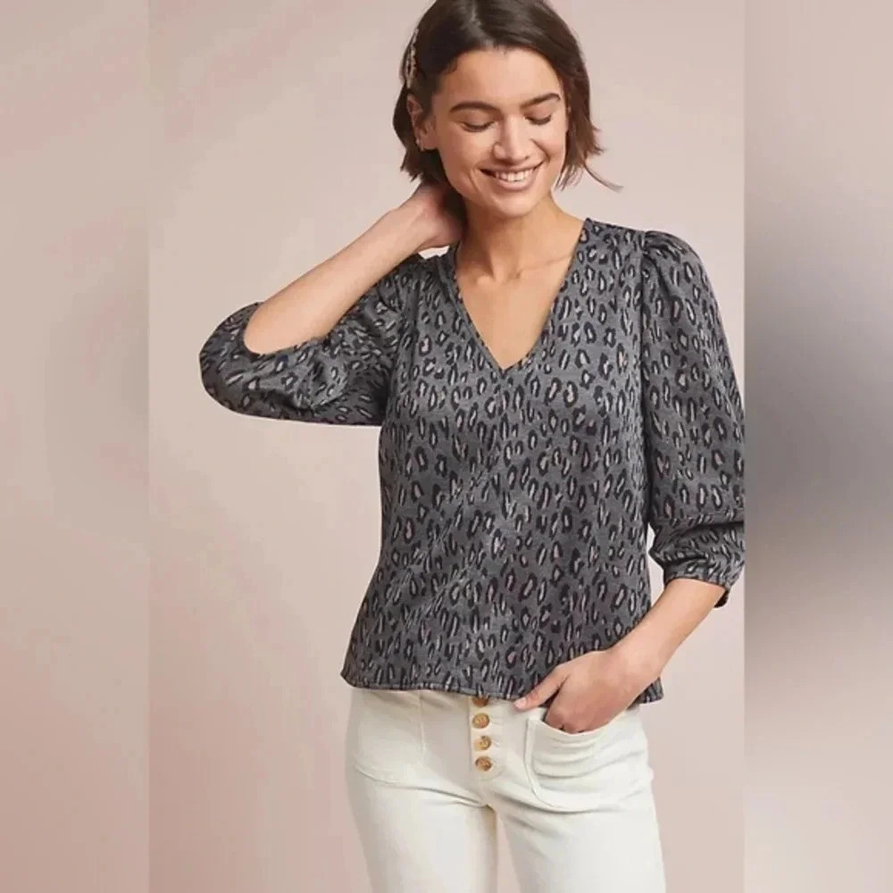 Anthropologie Current Air Grey Structured Leopard Top Pullover Sweater Size M